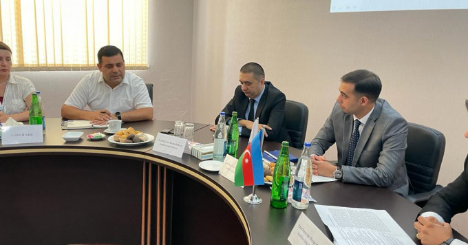 Аудиовизуальным Советом Азербайджанской Республики был организован круглый стол на региональном наземном телевизионном канале “CƏNUB ARB”